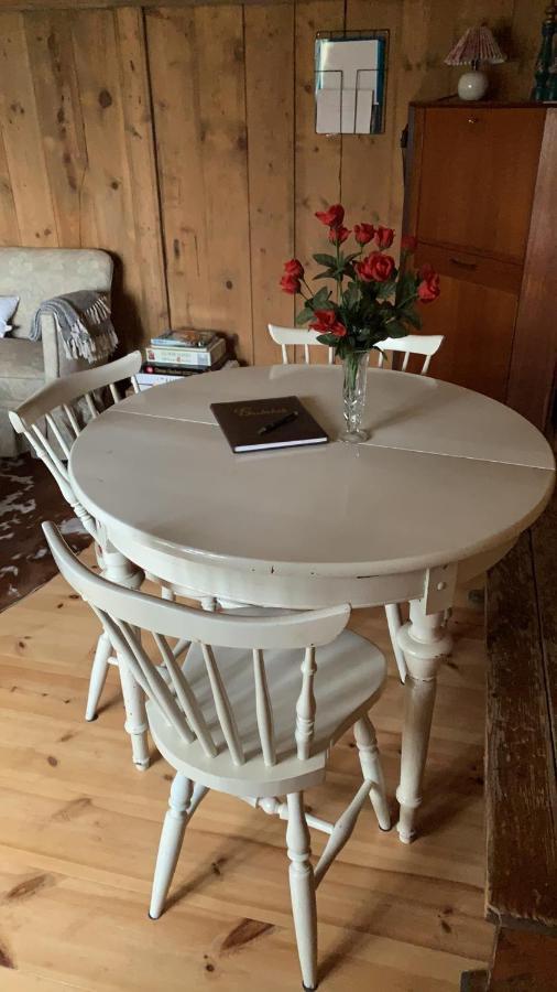 Charming Old Style Shanty Hvalba エクステリア 写真